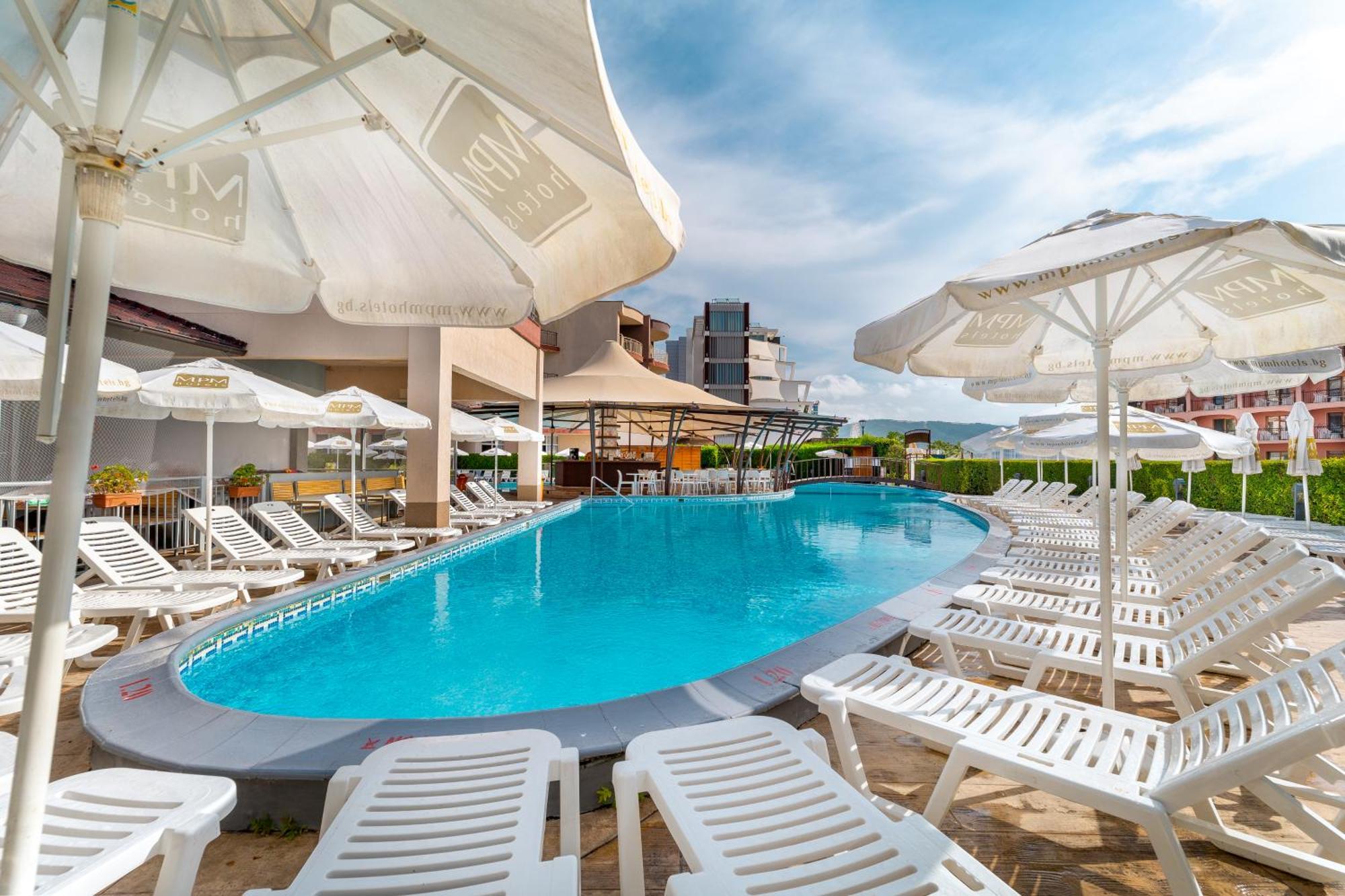 סאני ביץ' Mpm Astoria Hotel מראה חיצוני תמונה