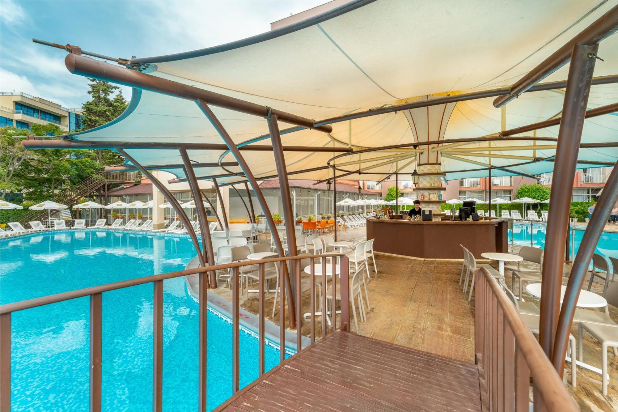סאני ביץ' Mpm Astoria Hotel מראה חיצוני תמונה