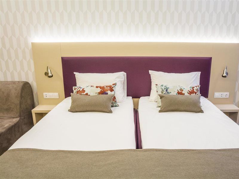 סאני ביץ' Mpm Astoria Hotel מראה חיצוני תמונה