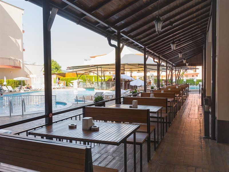סאני ביץ' Mpm Astoria Hotel מראה חיצוני תמונה